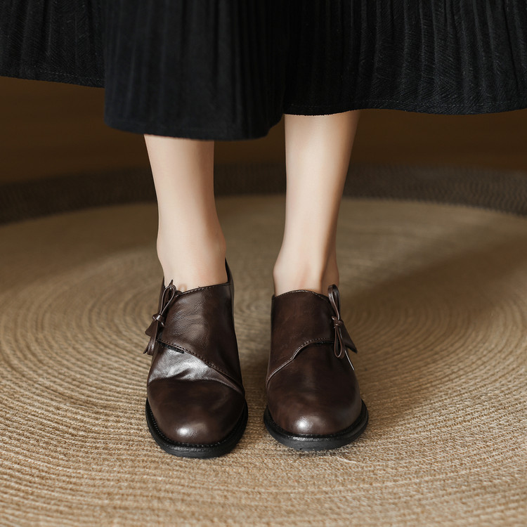 Deep Mouth Flat Shoes - Women's Slip-On - Brown Black - Image 3