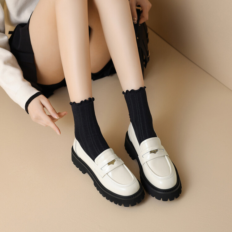 Minimalist Leather Loafers for Women - 2024 Summer Slip-On Flat Shoes
