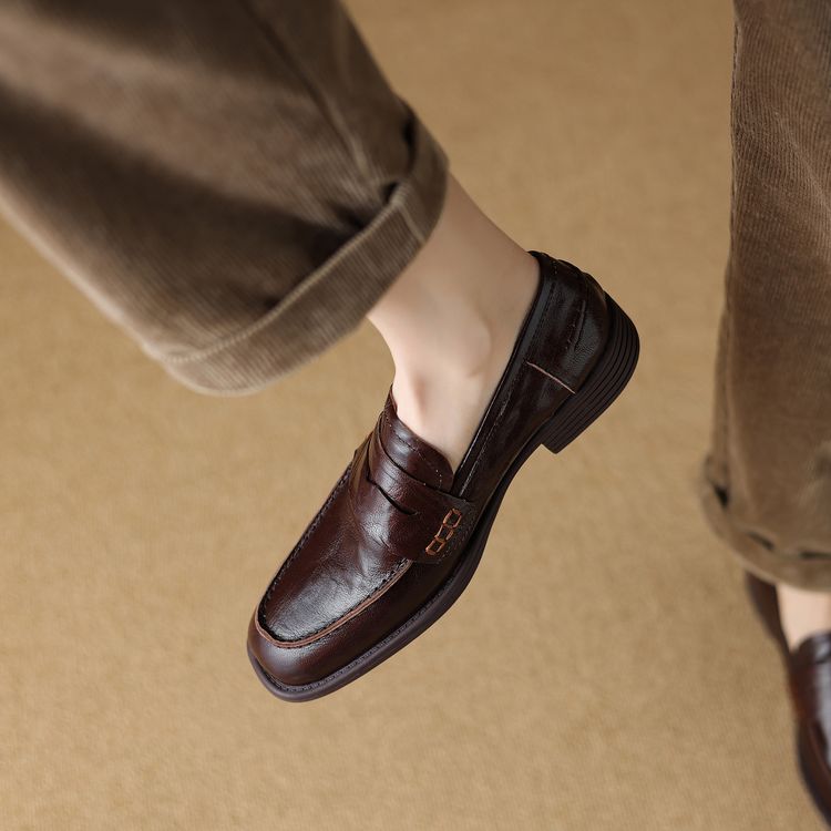 Women's Retro Flat Shoes in Brown or Black - Style i.html - Image 4